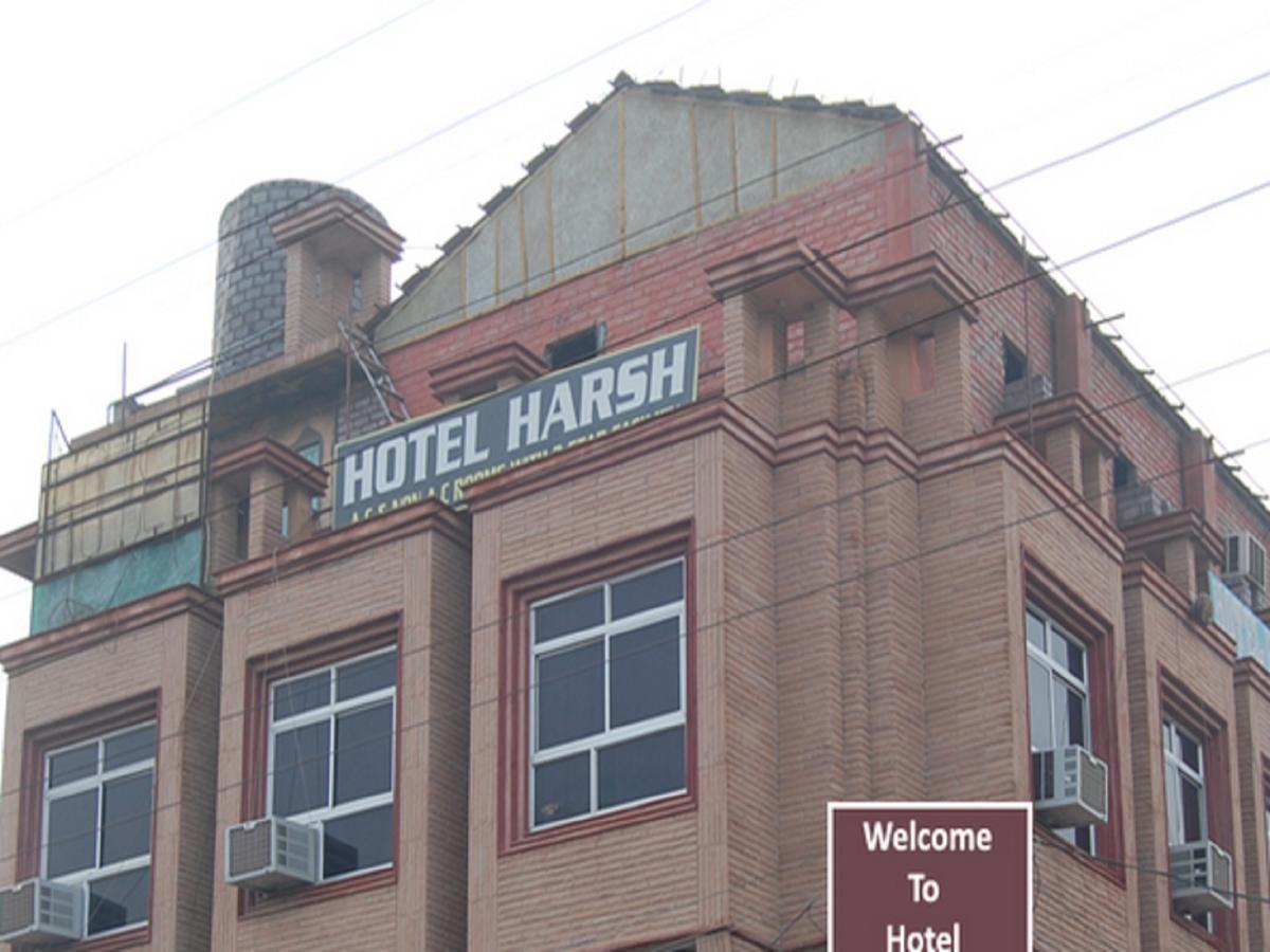 Suratgarh Harsh Hotel מראה חיצוני תמונה