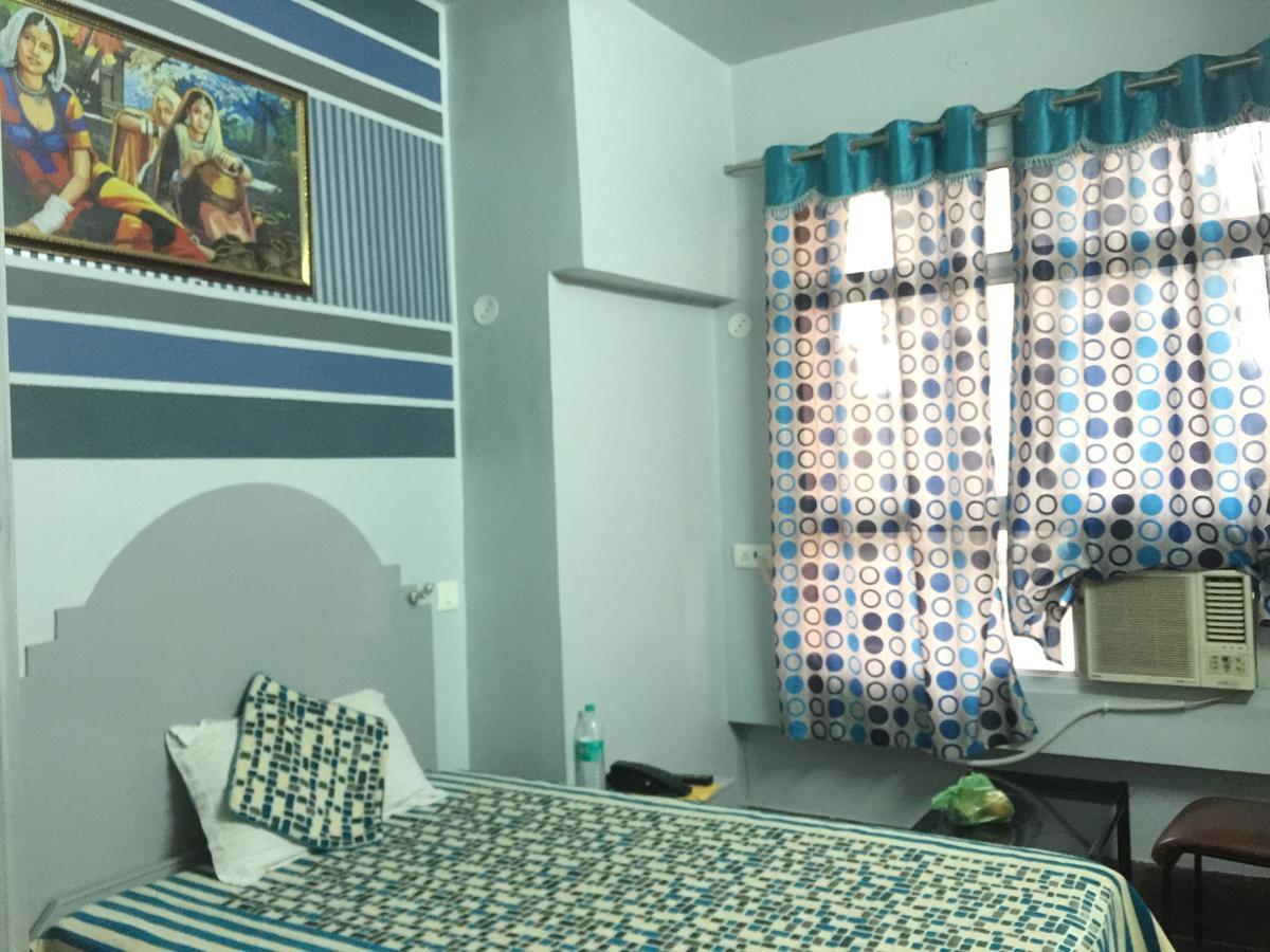Suratgarh Harsh Hotel חדר תמונה